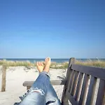 Kleine Strandduene Im Strandhaus Mit Balkon
